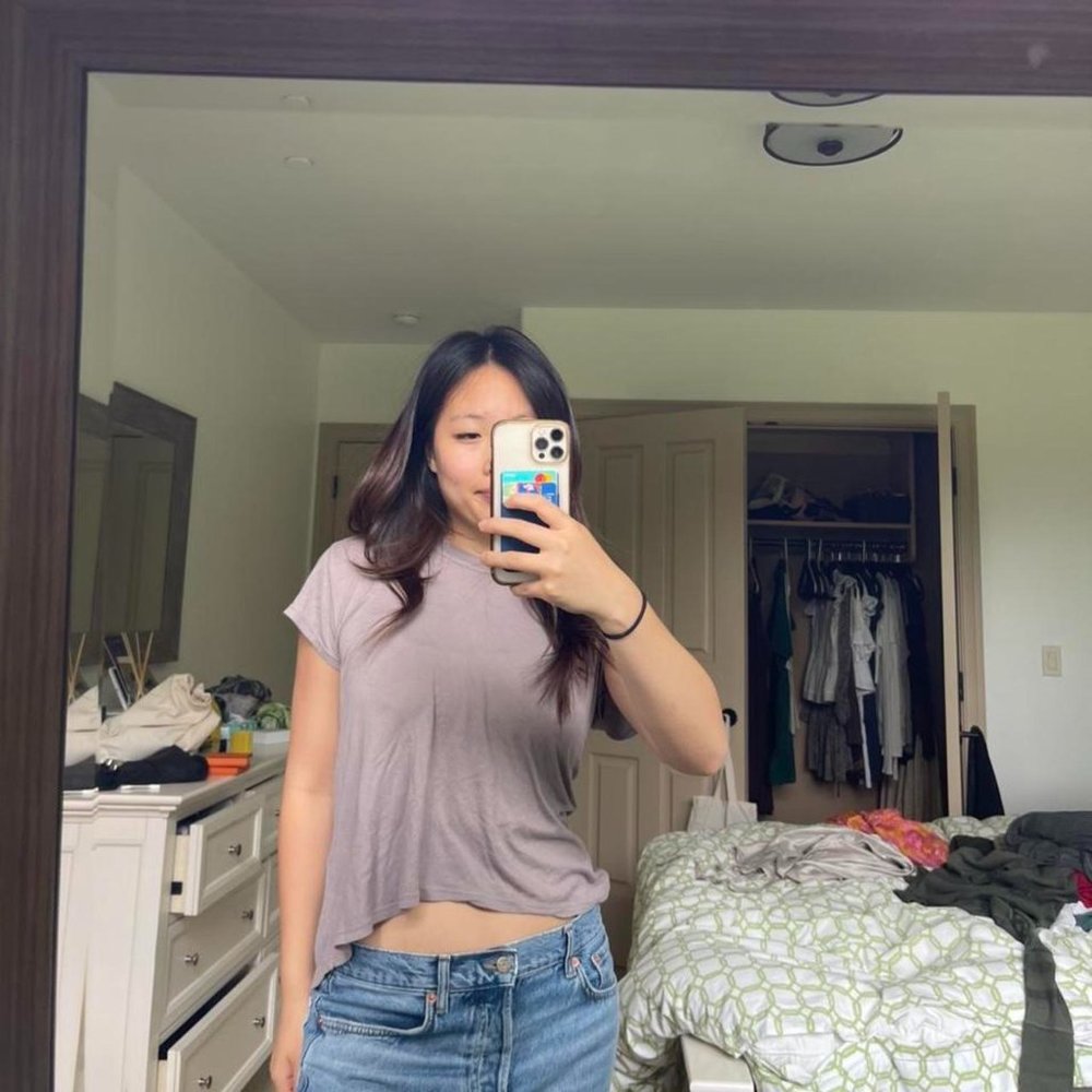 Brandy Melville mauve short sleeve top